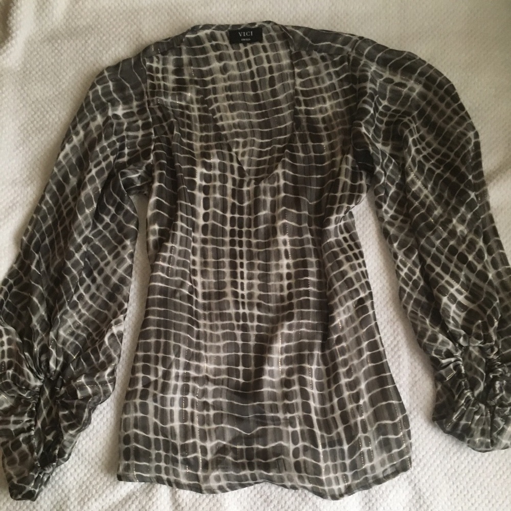 Vici women’s blouse; new/never worn
